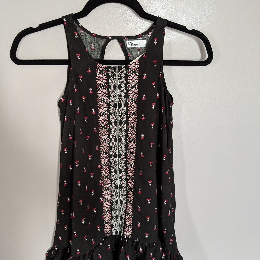 Epic Threads Sleeveless Original Tag attchd Size S